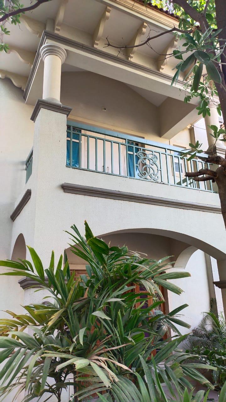 4bhk Bungalow for rent at raison Gandhinagar